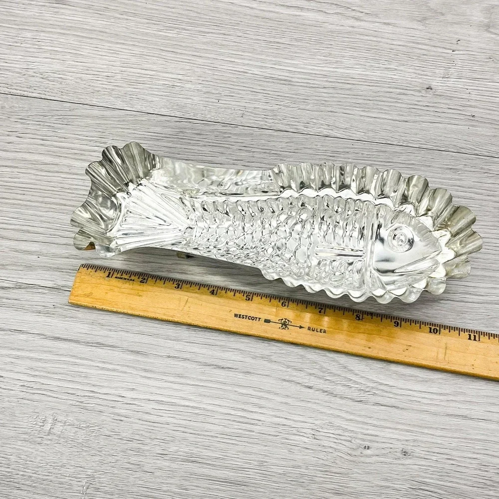 Vintage Tin Fish Mold:‎ Coastal Wall Decor (11 inches)